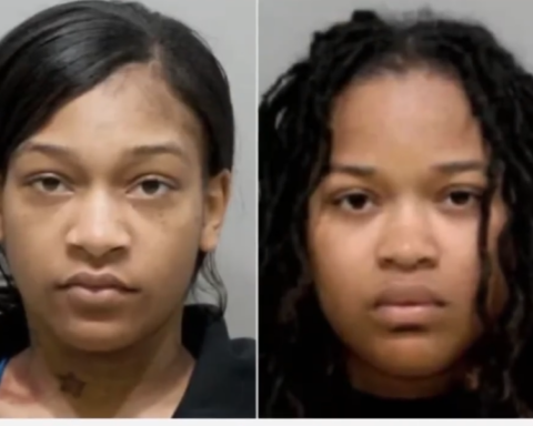 sisters mugshot